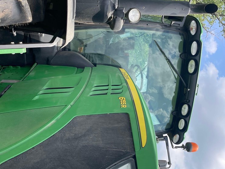 2015-john-deere-6155r-image-34