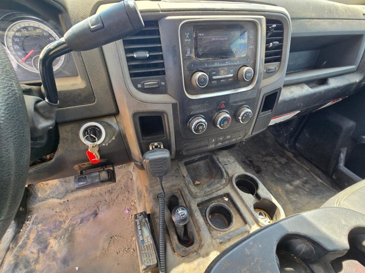 2018-dodge-ram-5500-image-29
