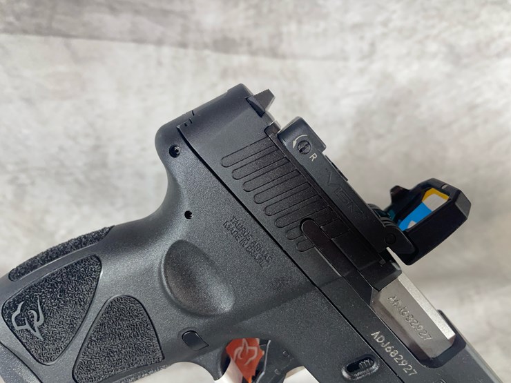 #4375-•-taurus-g3c-9mm-luger-pistol,-sn:-adj682927-image-8