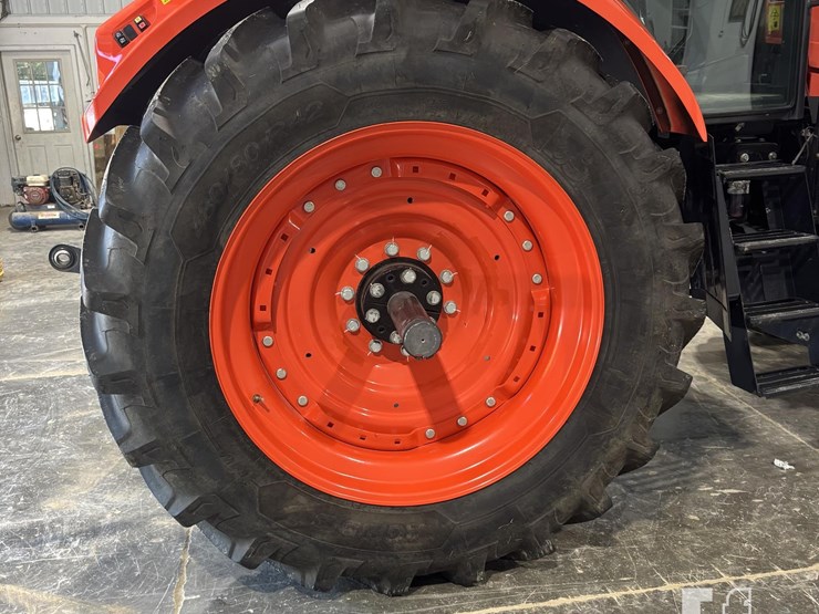 kubota-m7-132-image-12