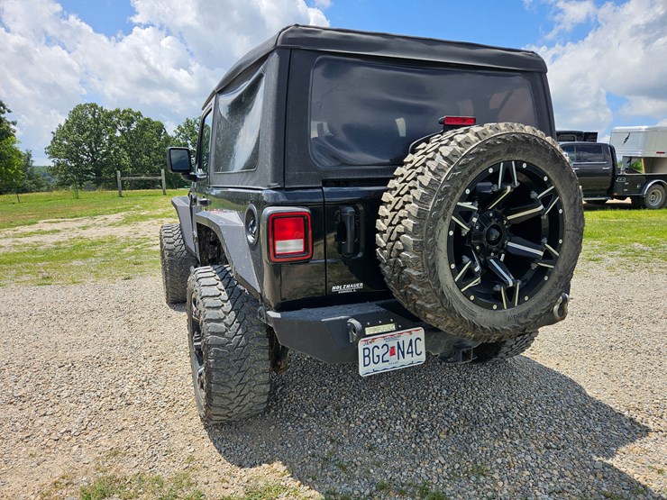 2021-jeep-wrangler-image-13