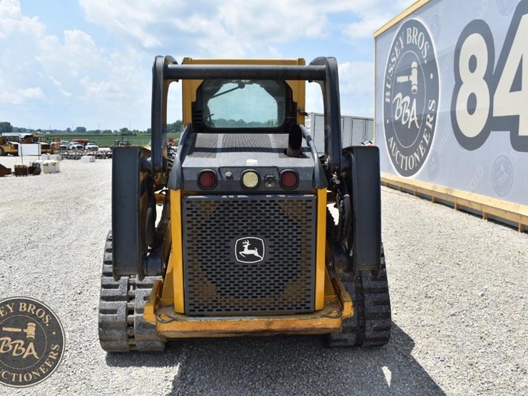 2012-deere-333d-image-11