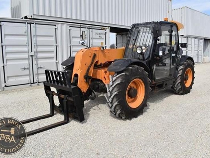 2014-caterpillar-th407c-image-2