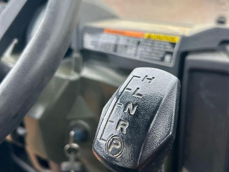 2015-polaris-ranger-xp-image-10