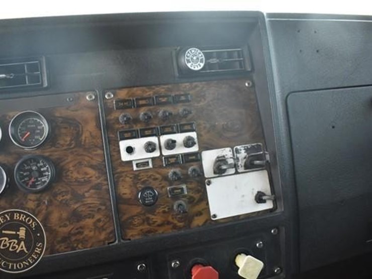 1994-kenworth-t600-image-49