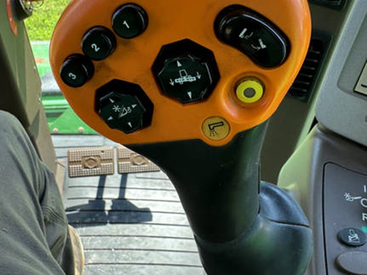 2010-john-deere-2010-image-106
