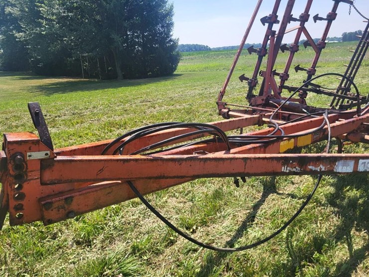allis-chalmers-1300-e-30'-field-cultivator-w/3-bar-spike-harrow-image-10