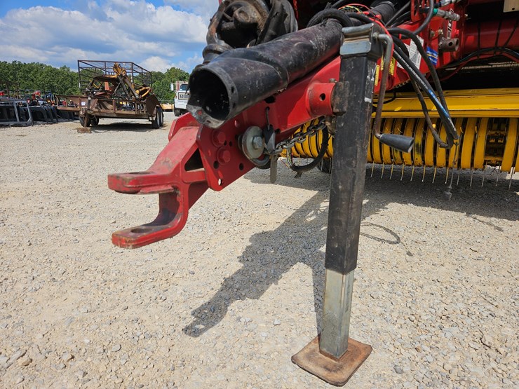 2015-new-holland-460-image-12