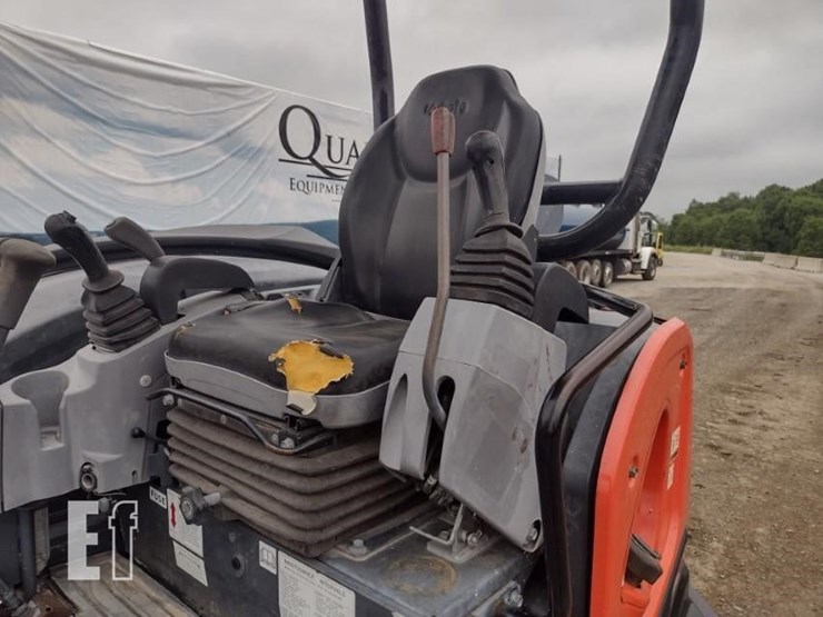 2019-kubota-u55-4-image-13