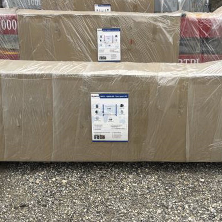 #19 • 10,000 LB Two Post Shop Lift - Model: IRTPL
