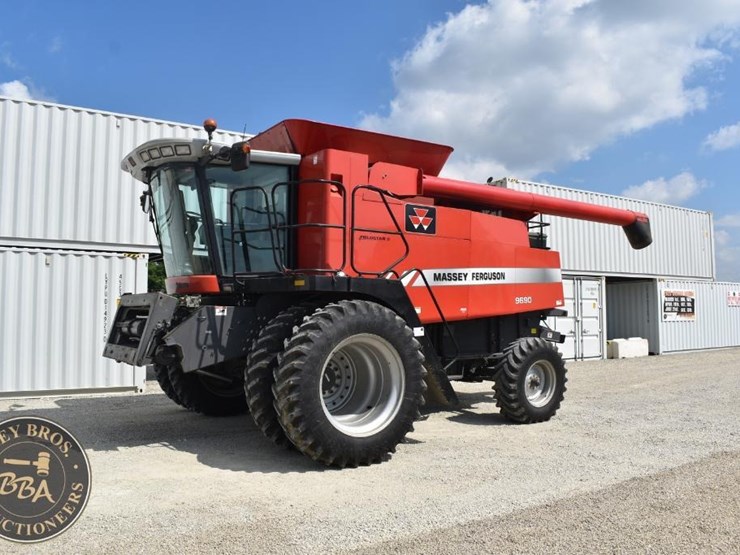 2007-massey-ferguson-9690-image-6