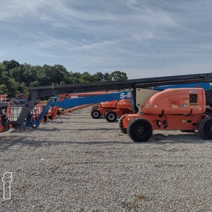 2009 JLG 800A