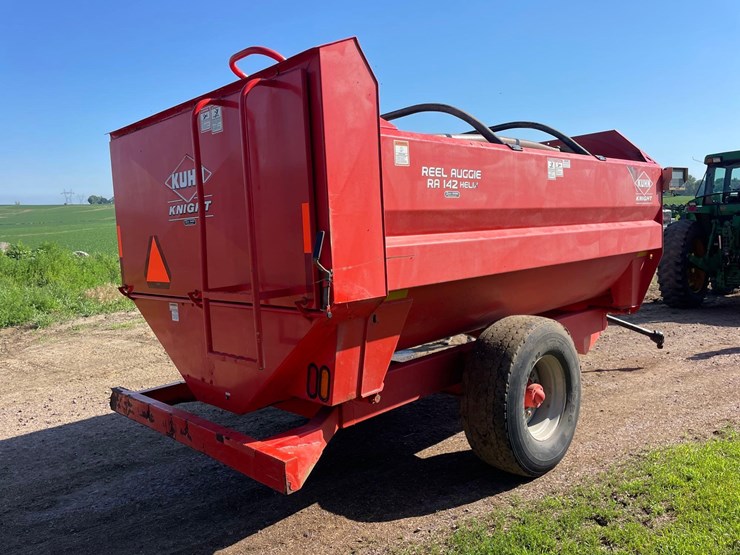 2016-kuhn-knight-ra142-image-3