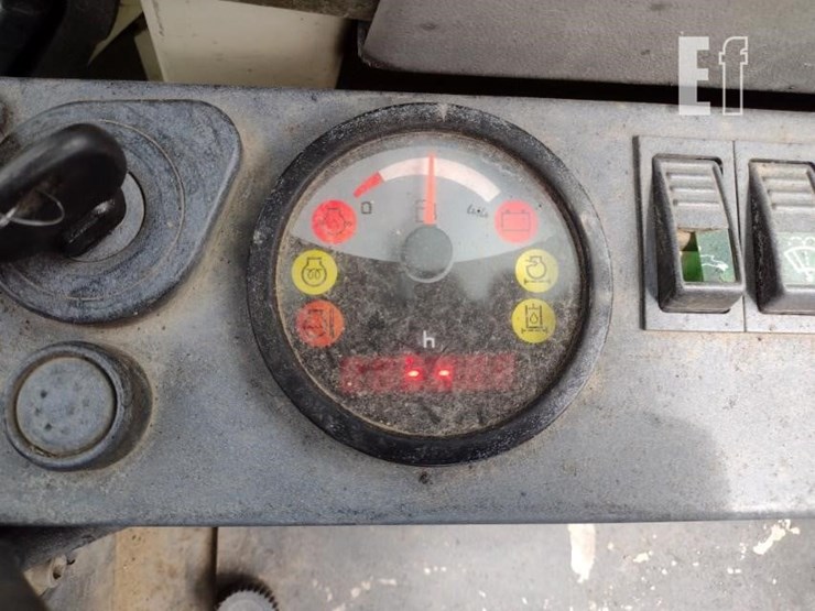 2011-terex-tc29-image-6