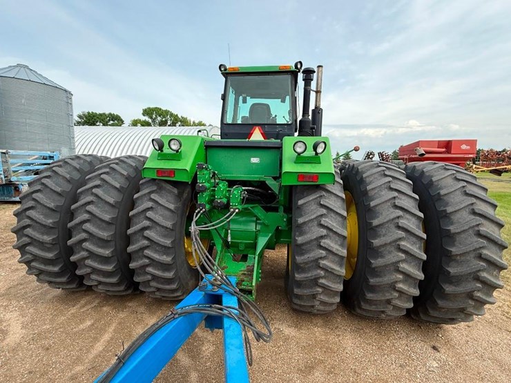 john-deere-8970-image-8