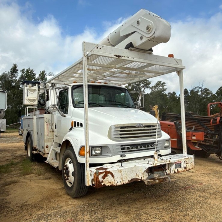2005 STERLING ACTERRA