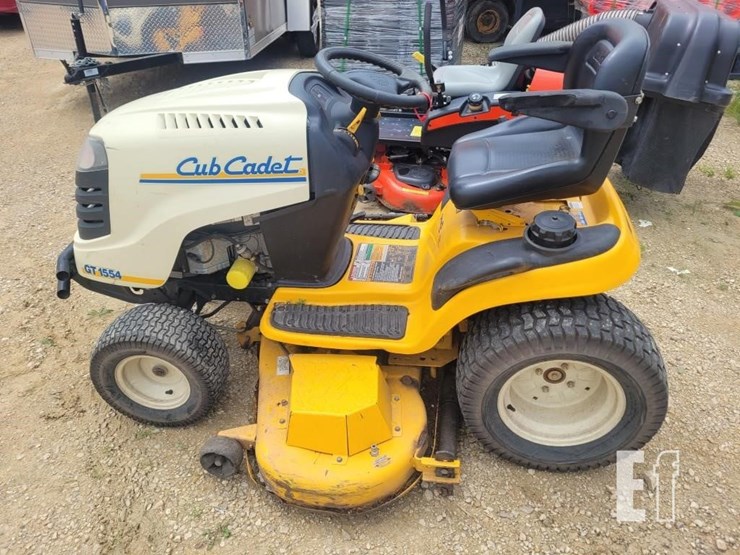 cub-cadet-gt1554-image-5
