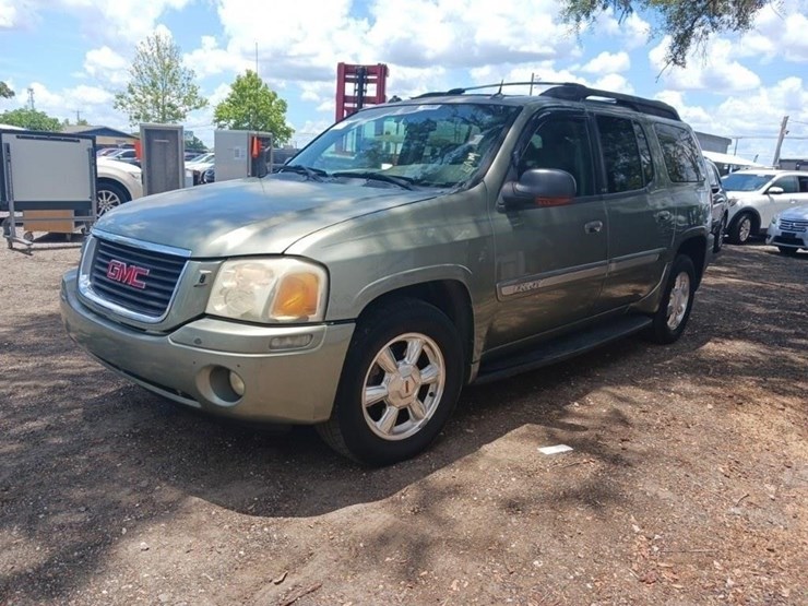 2004-gmc-envoy-image-3