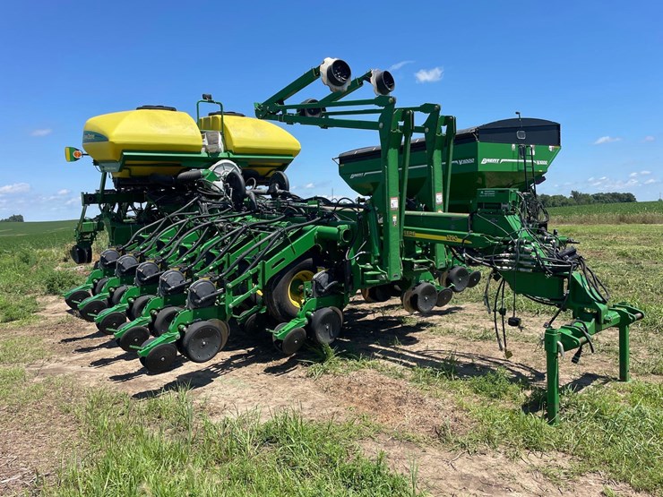 2012-john-deere-1790-image-107