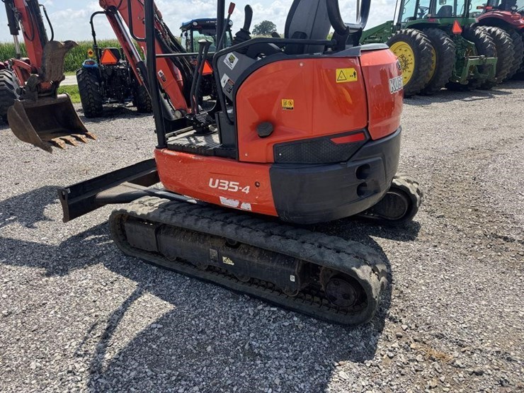 2019-kubota-u35-4-image-15