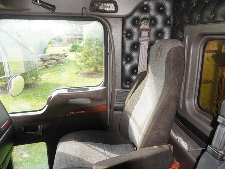 2007-kenworth-t800-image-34
