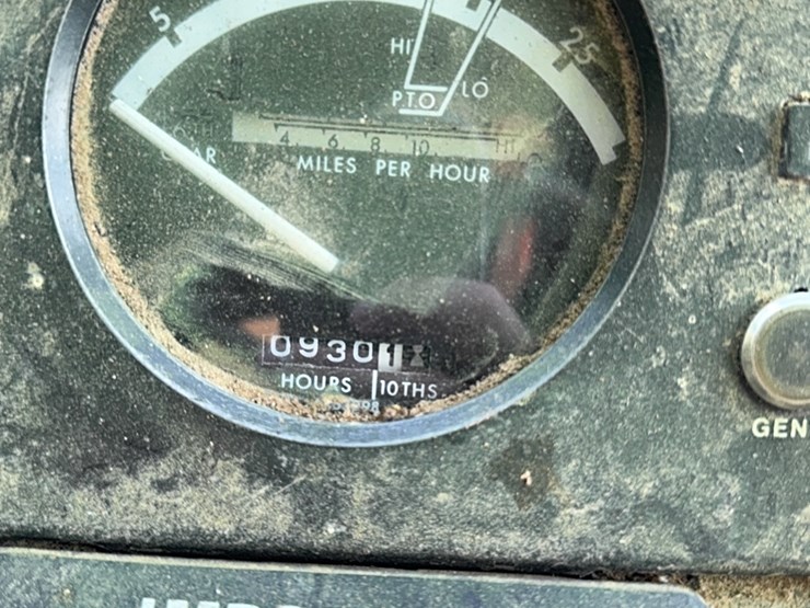 john-deere-7520-image-17