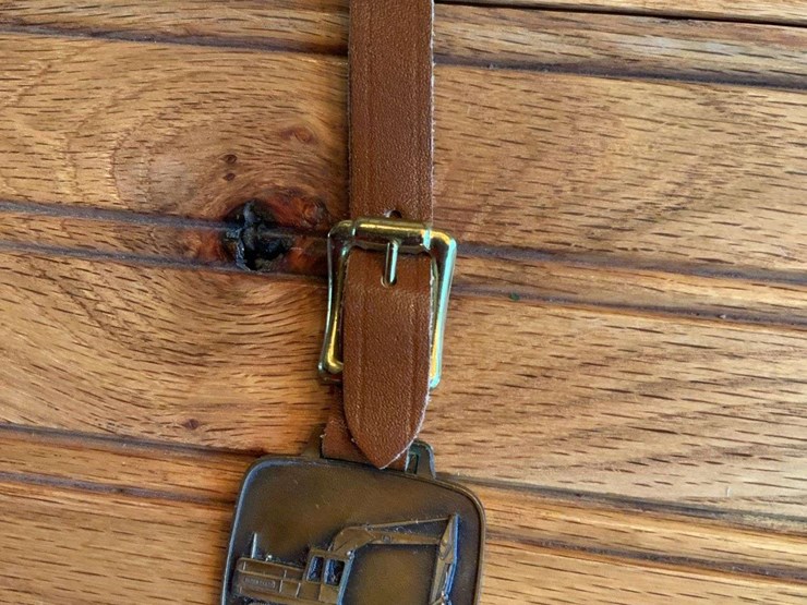 (3)-john-deere-industrial-watch-fobs-image-2