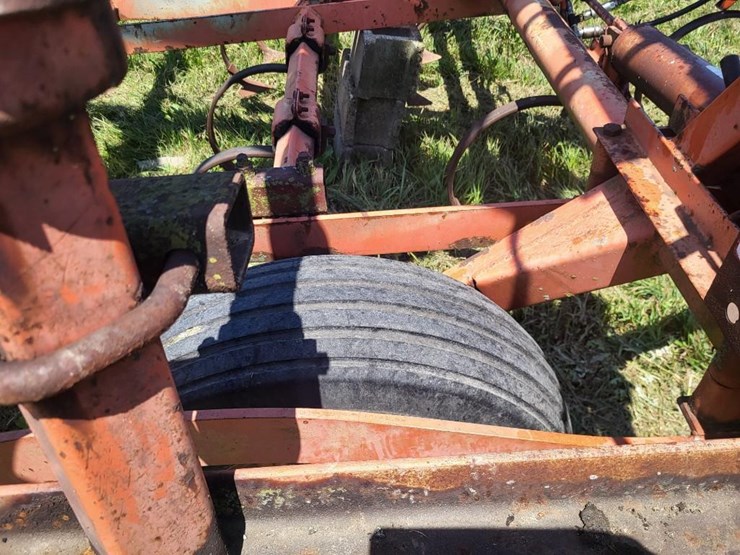 allis-chalmers-1300-e-30'-field-cultivator-w/3-bar-spike-harrow-image-33