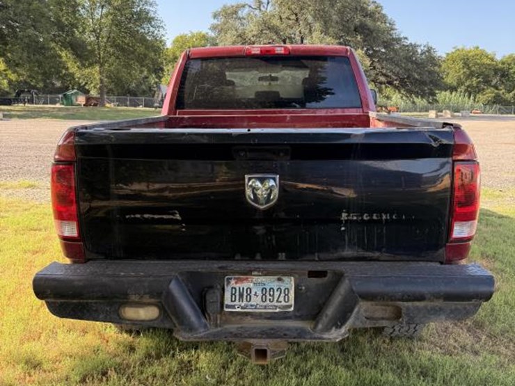 2012-dodge-ram-2500-image-4