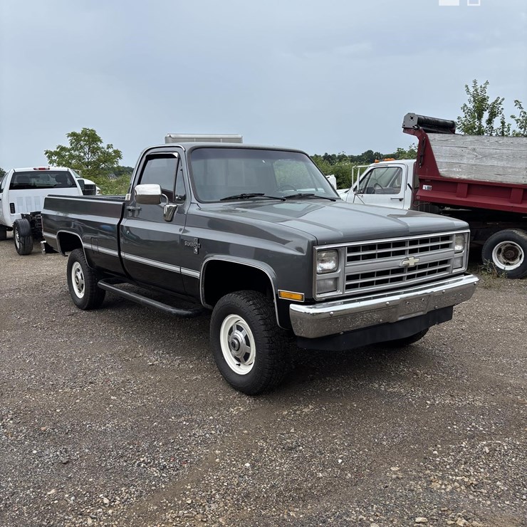 1984 CHEVROLET SILVERADO 20