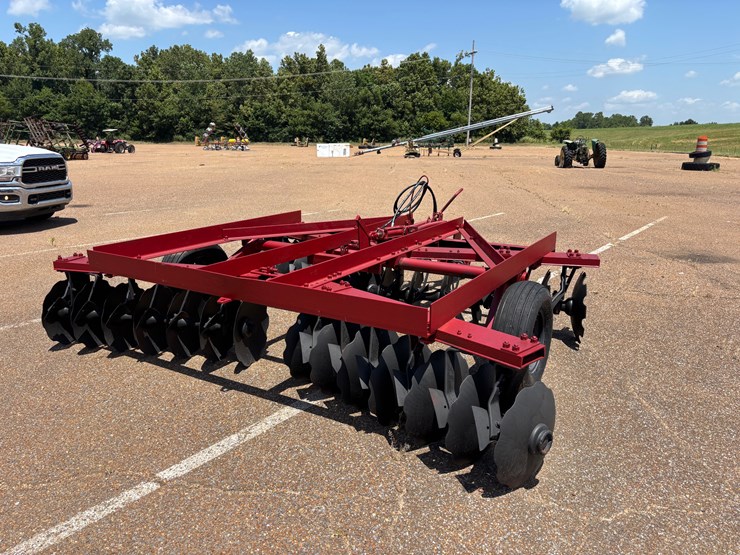 #24-•-ih-pull-type-disk--12ft-image-3