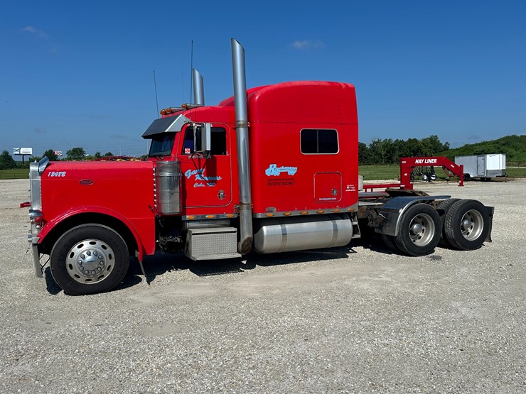 2003-peterbilt-379-image-1