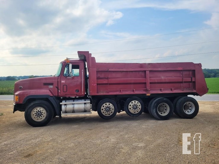 1999-mack-cl713-image-8