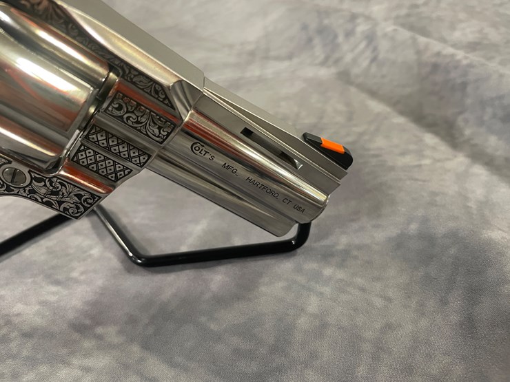 #4355-•-colt-python-357-mag-revolver,-sn:-py360055-image-10