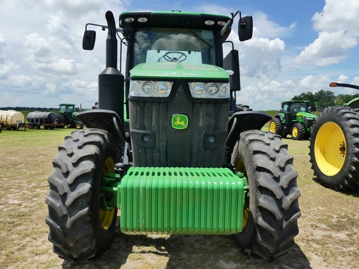 2020-john-deere-7230r-image-3