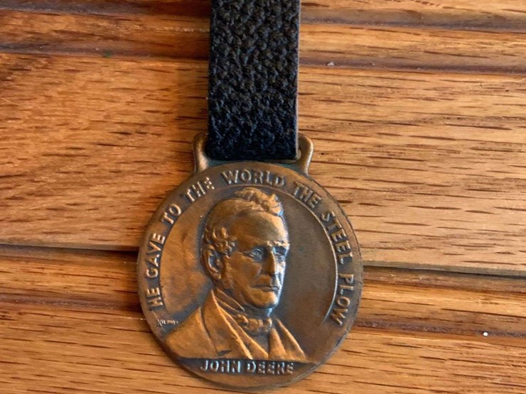(3)-john-deere-watch-fobs-image-3