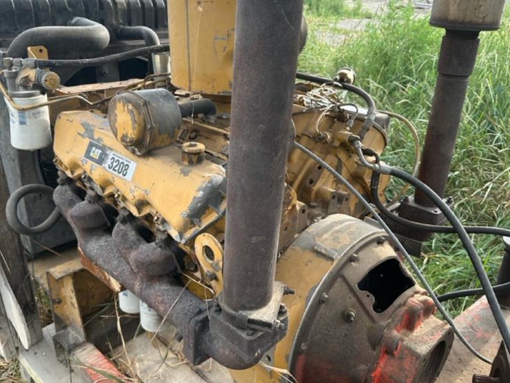 caterpillar-3208-image-1