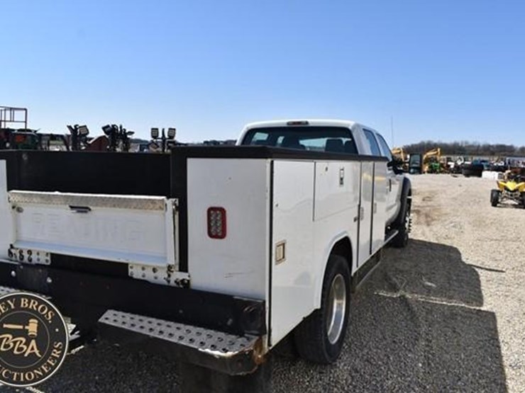 2016-ford-f550-sd-image-17