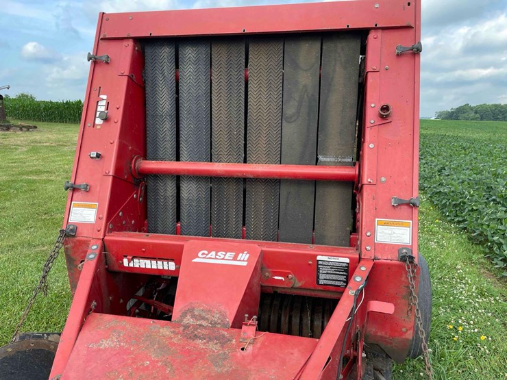 case-8430-round-baler-image-5