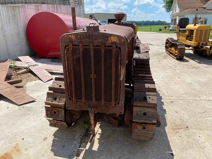 caterpillar-15-ag-crawler-tractor-image-2