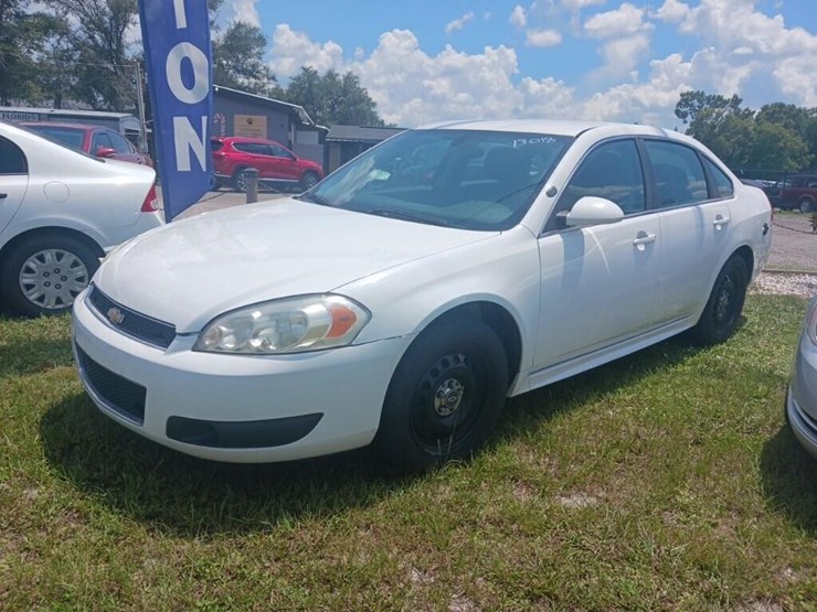 2013-chevrolet-impala-police-image-1