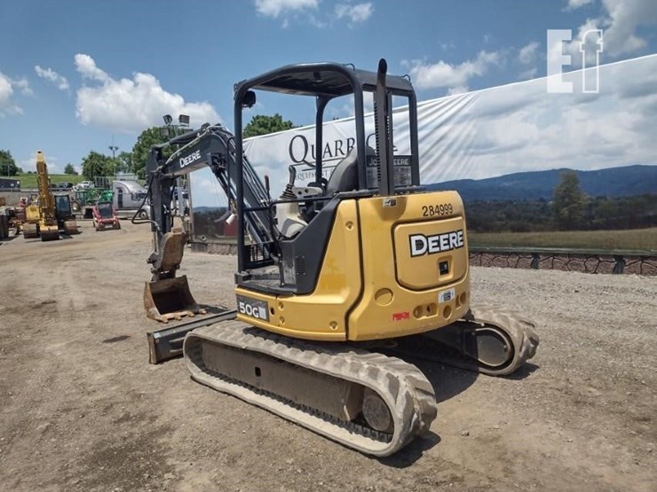 2017-deere-50g-image-49
