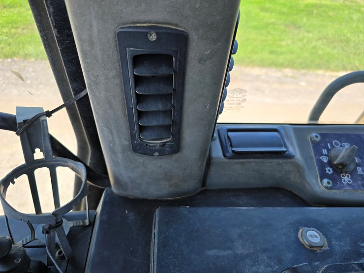 2005-caterpillar-953c-image-139