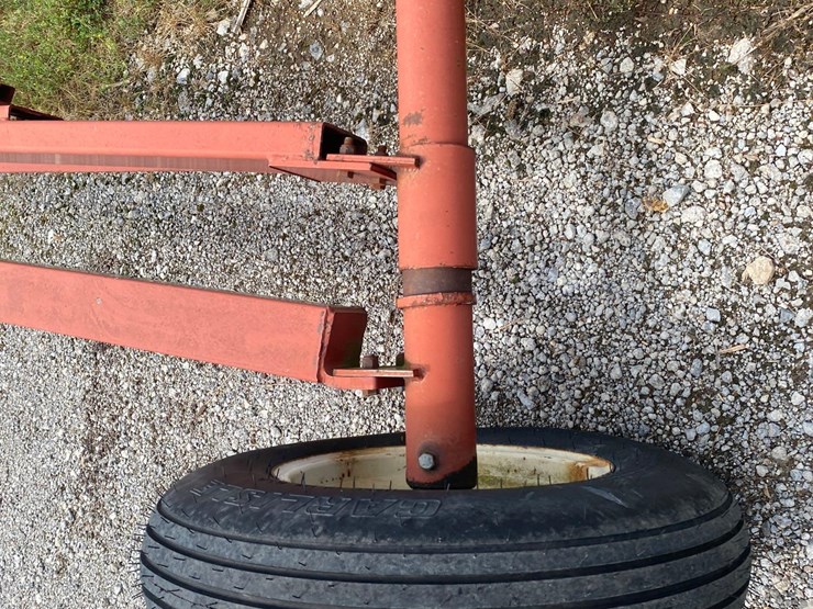 hutchison-10x71,-swingaway-auger-image-22