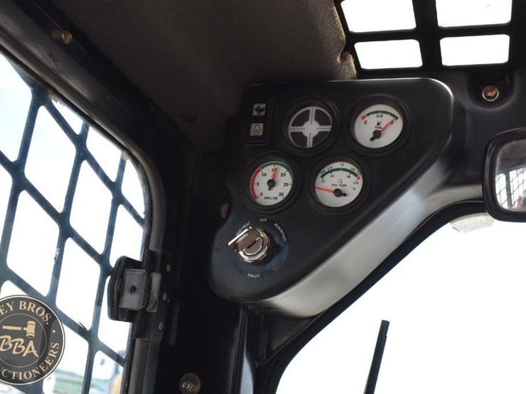 2017-takeuchi-ts50v-image-41