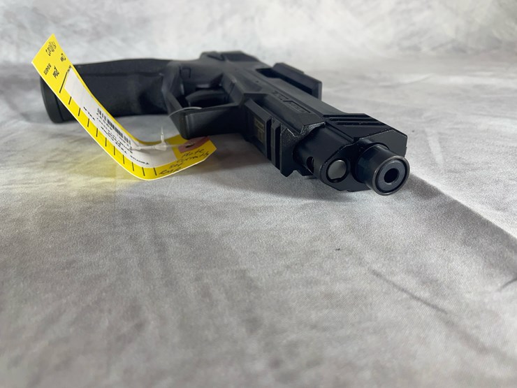 #4381-•-taurus-tx-22-competition-22-lr-pistol,-sn:-1pt435457-image-4
