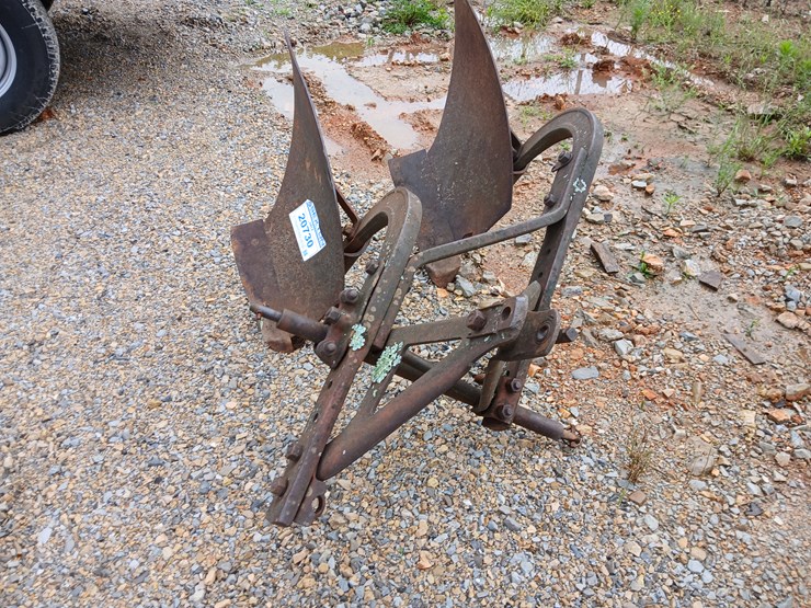 #20730-•-2-bottom-plow-image-2