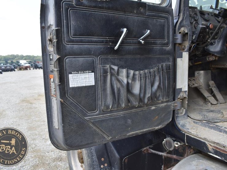 1996-mack-rd688s-image-67