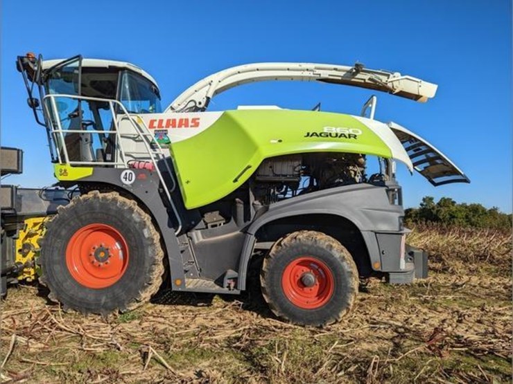 2017-claas-jaguar-860-image-13