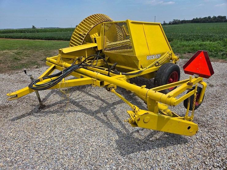 haybuster-rock-rake-image-21